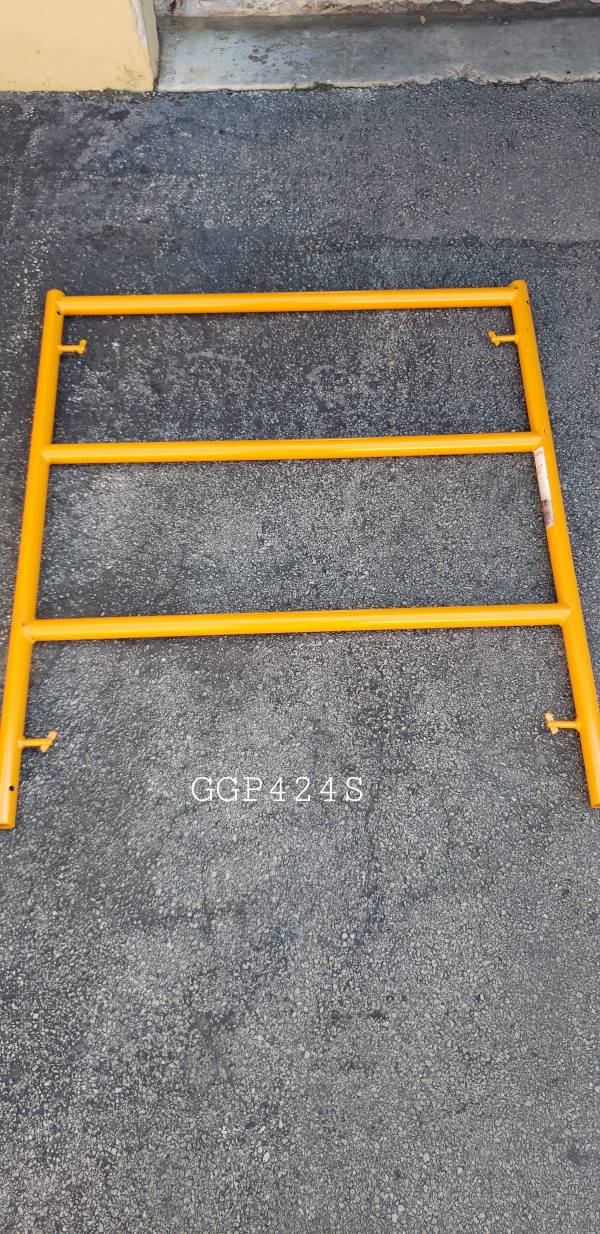 PANEL STEP TYPE 42" W x 4 Ft H" - Scaffolding